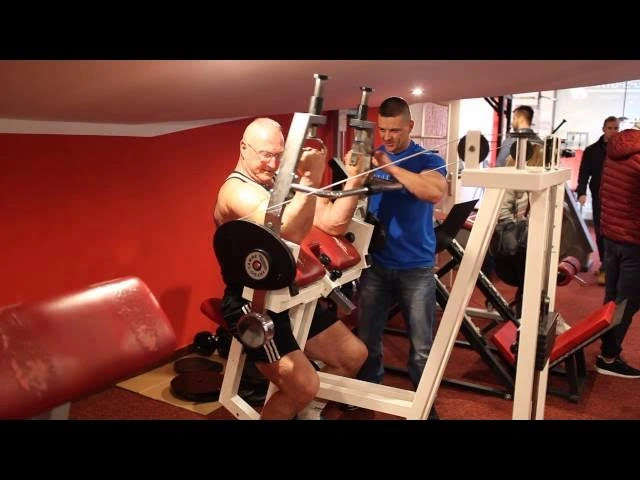 Siłownia TRICEPS-GYM Wyszków - Profesjonalne wyposażenie treningowe