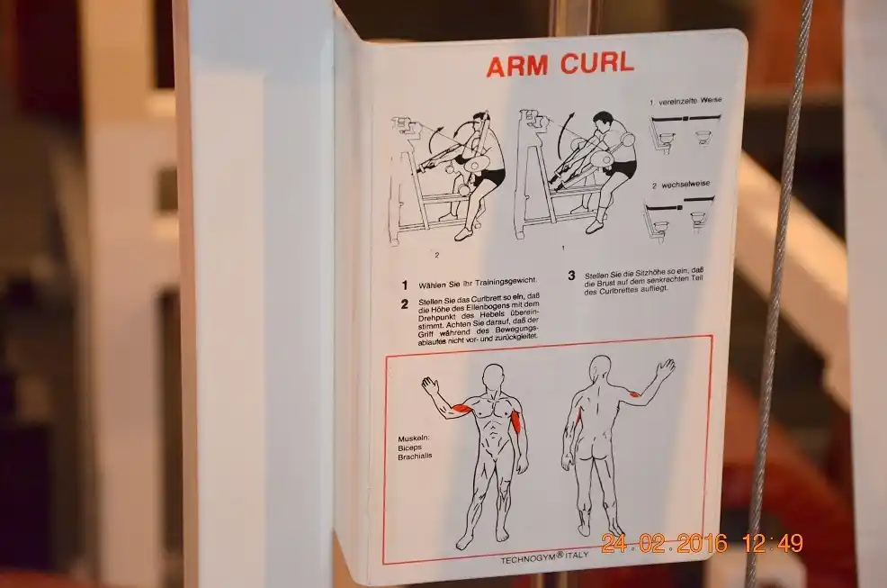 TRICEPS-GYM - Nowoczesne wyposażenie siłowni