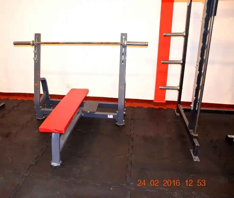 TRICEPS-GYM Wyszków - Sala z profesjonalnym sprzętem